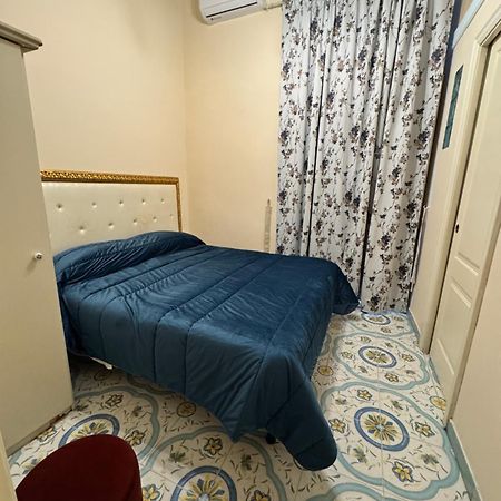 Beb Rosy Bed and Breakfast Napoli Eksteriør billede