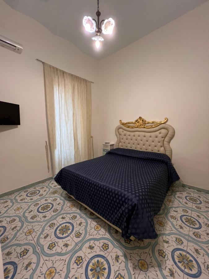 Beb Rosy Bed and Breakfast Napoli Eksteriør billede