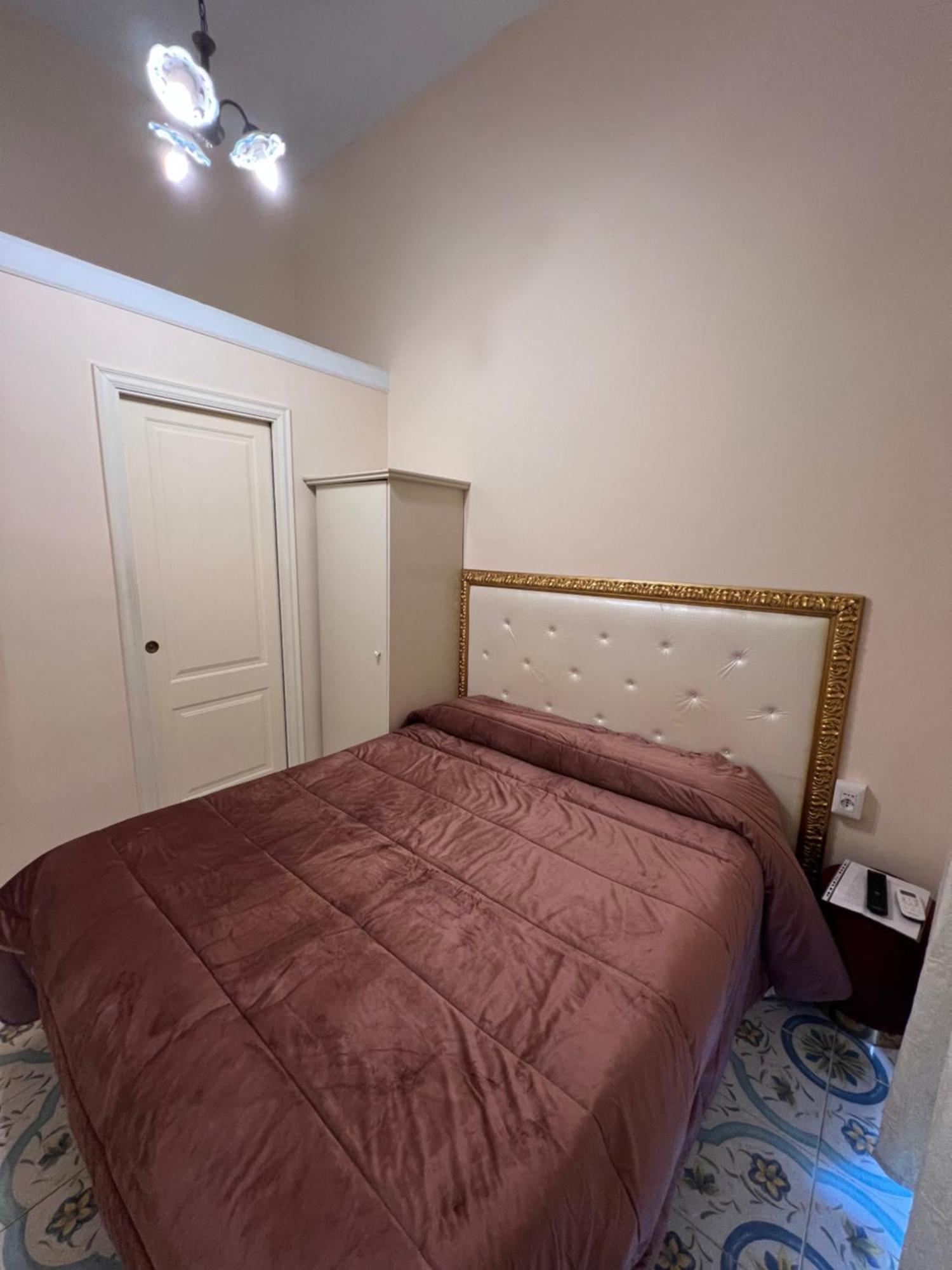 Beb Rosy Bed and Breakfast Napoli Eksteriør billede