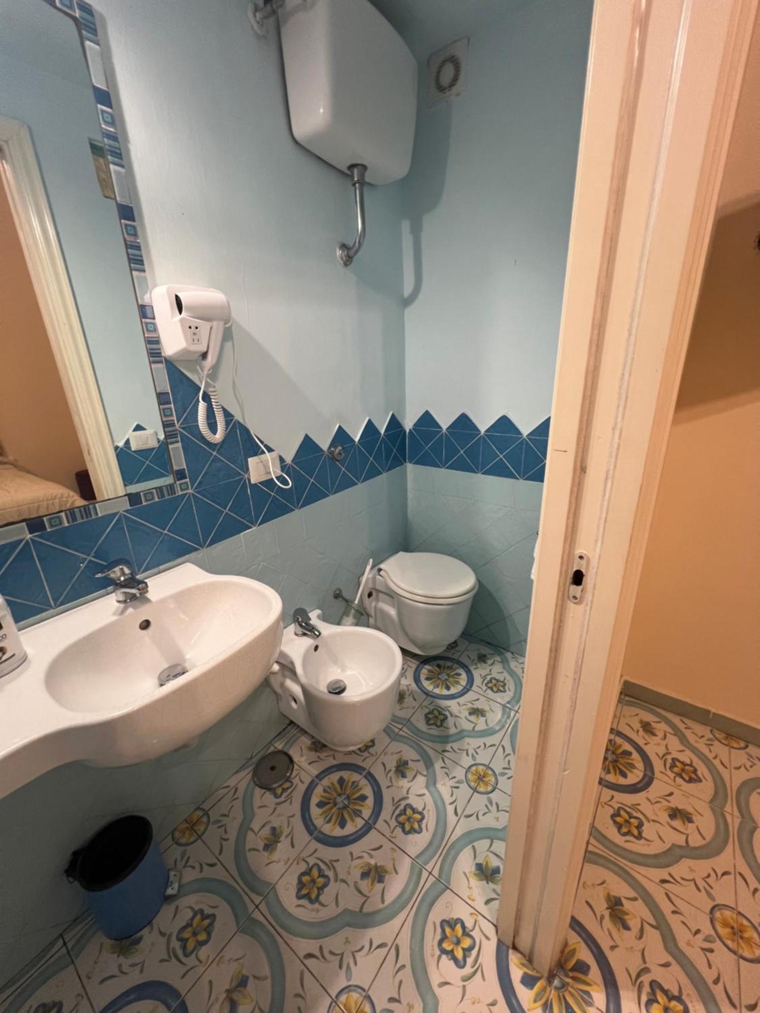 Beb Rosy Bed and Breakfast Napoli Eksteriør billede